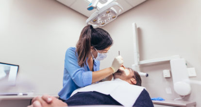 歯の治療受けてる人